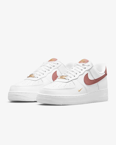 NIKE AIR FORCE 1 'ESSENTIAL