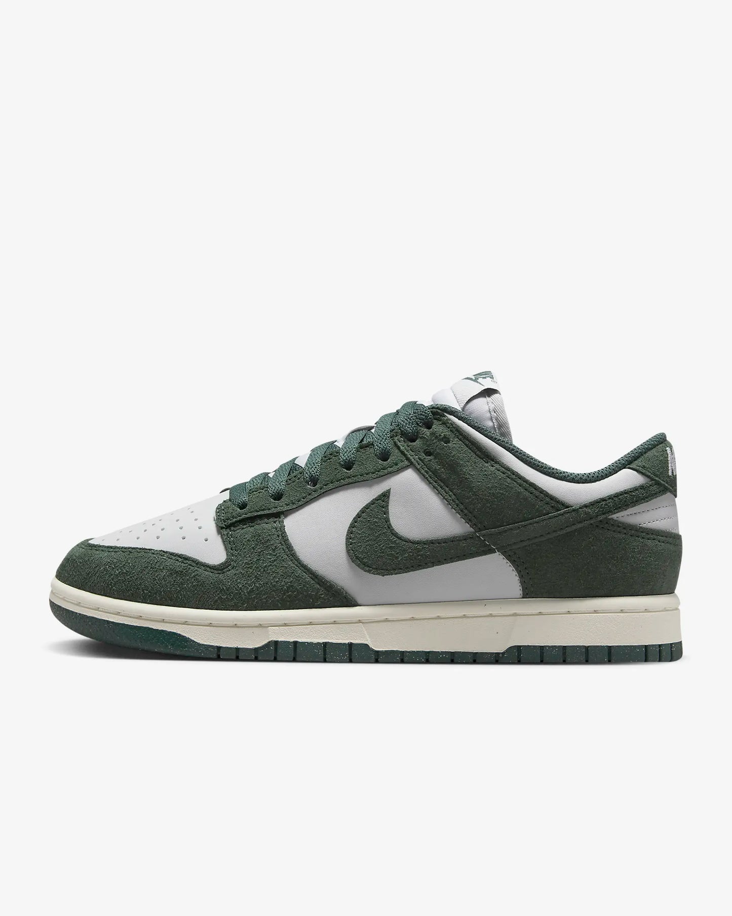 Nike Dunk Low Retro